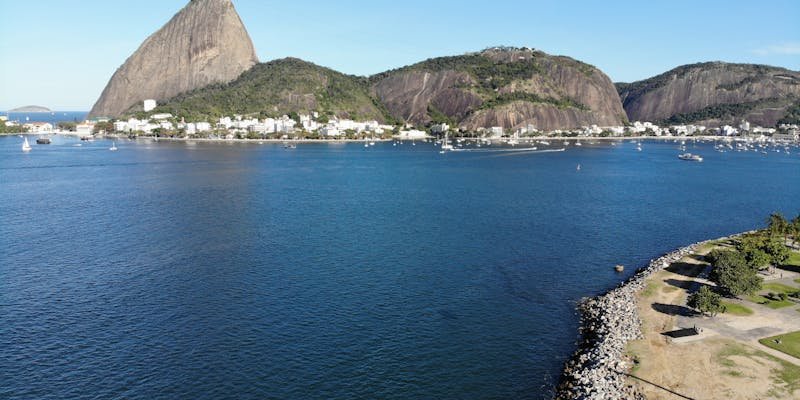 Passeios de barco imperdíveis na Baía de Guanabara